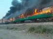  70 загинали след взрив във влак в Пакистан