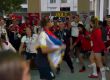 Джокович празнува златния си медал в олимпийското село със сръбските спортисти